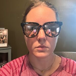 COPY - Blenders wild cat love glasses. Excellent condition.